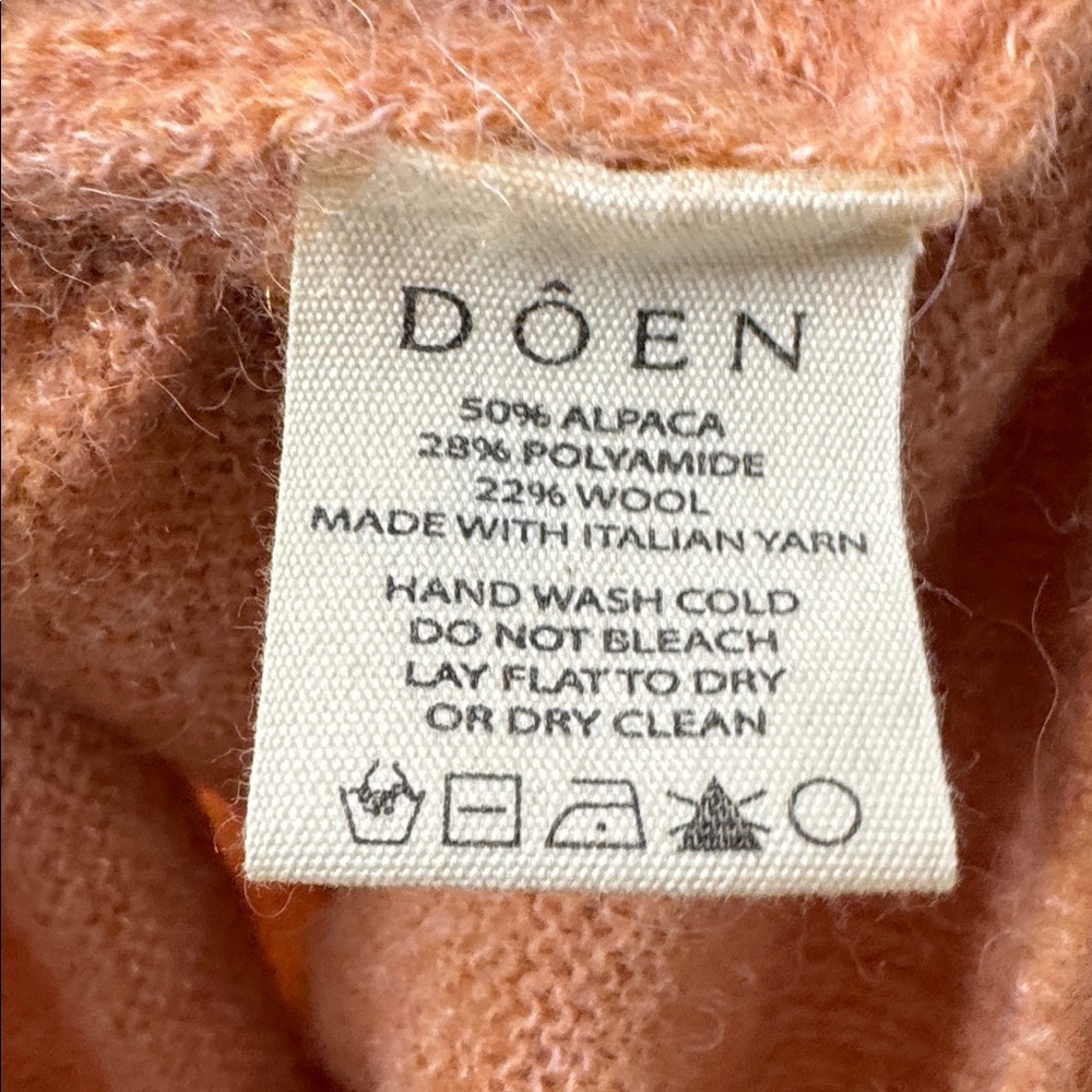 Doen Ruffled Neck Sweater - Picture 9 of 11